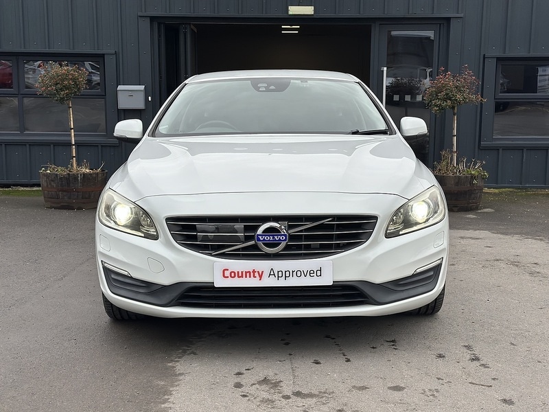 Used Volvo V60 for sale - 77140247: Photo 2