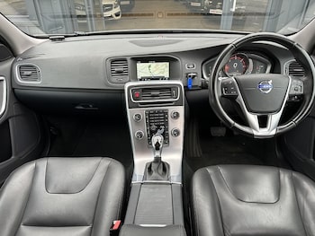 Used Volvo V60 2016 for sale - 77140247: Photo