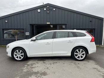 Used Volvo V60 2016 for sale - 77140247: Photo