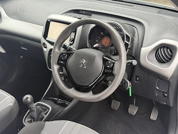Used Peugeot 108 2017 for sale - 78882735: Photo
