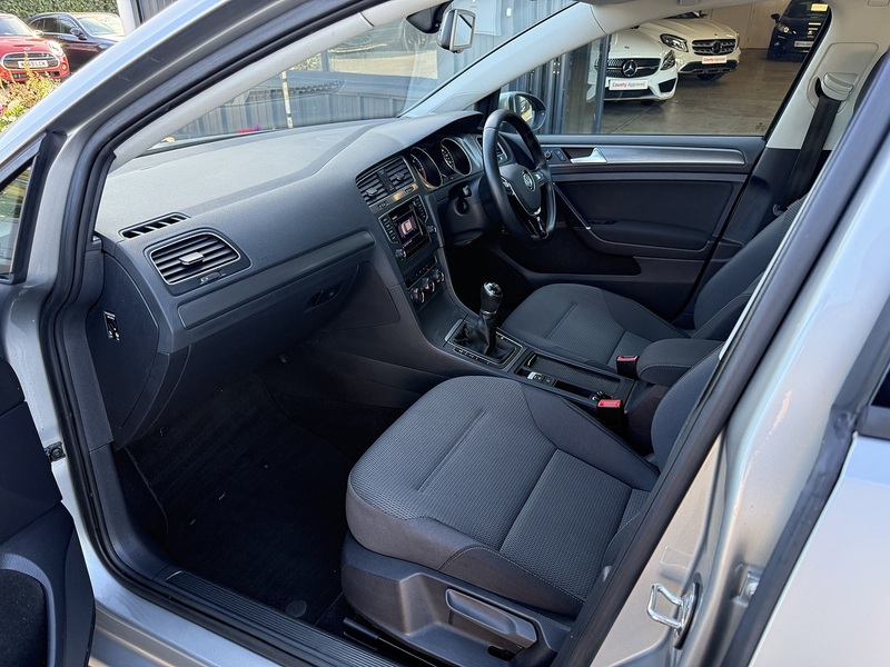 Used Volkswagen Golf 2013 for sale - 76173504: Photo 15