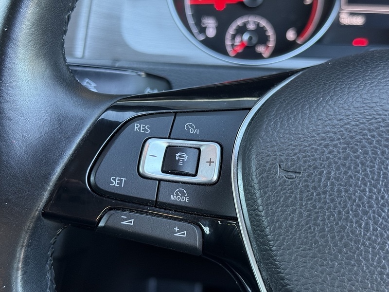 Used Volkswagen Golf 2013 for sale - 76173504: Photo 26