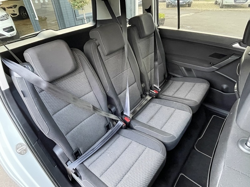 Used Volkswagen Touran for sale - 76596038: Photo 10