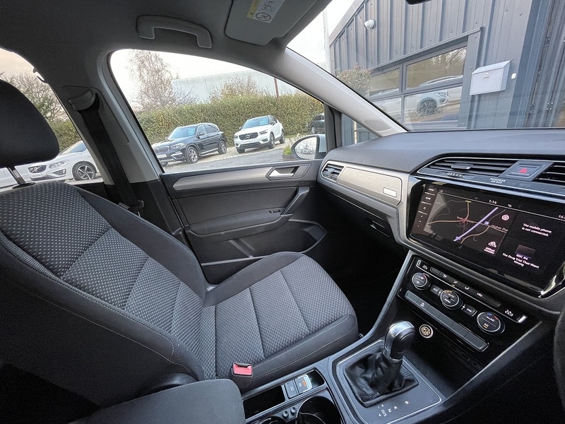 Used Volkswagen Touran for sale - 76596038: Photo 24