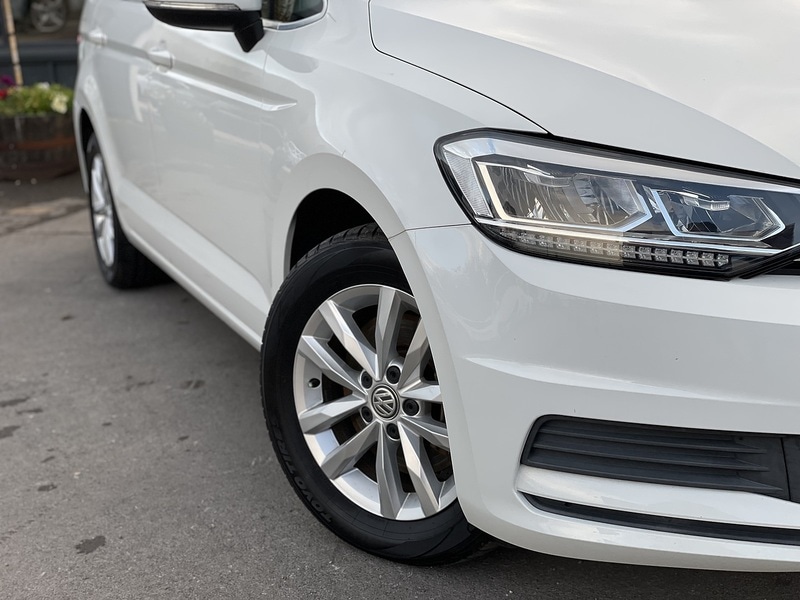 Used Volkswagen Touran for sale - 76596038: Photo 5