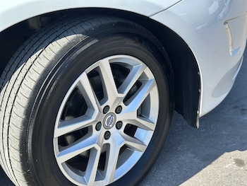 Used Volvo XC60 2017 for sale - 79030547: Photo