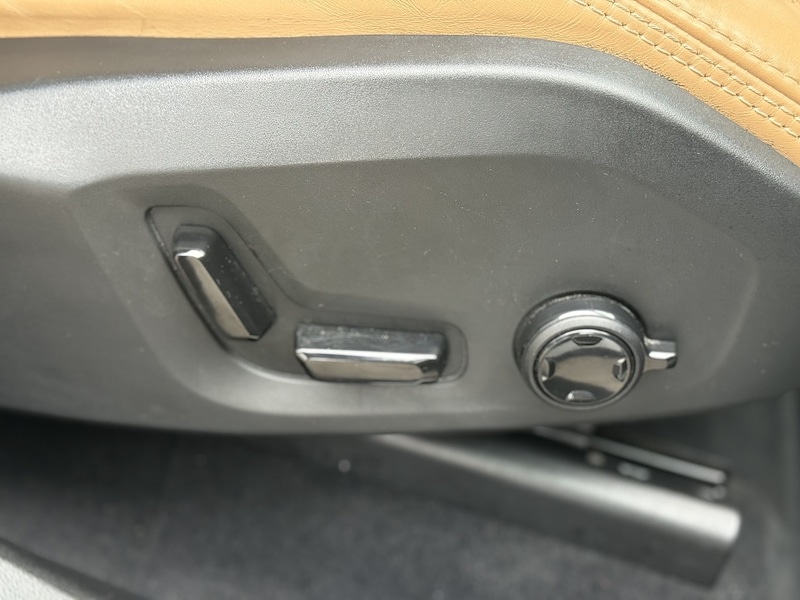 Used Volvo XC60 for sale - 77643305: Photo 31