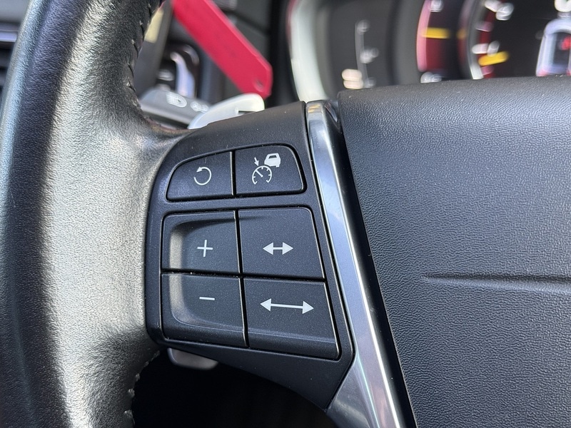 Used Volvo XC70 for sale - 76518508: Photo 33