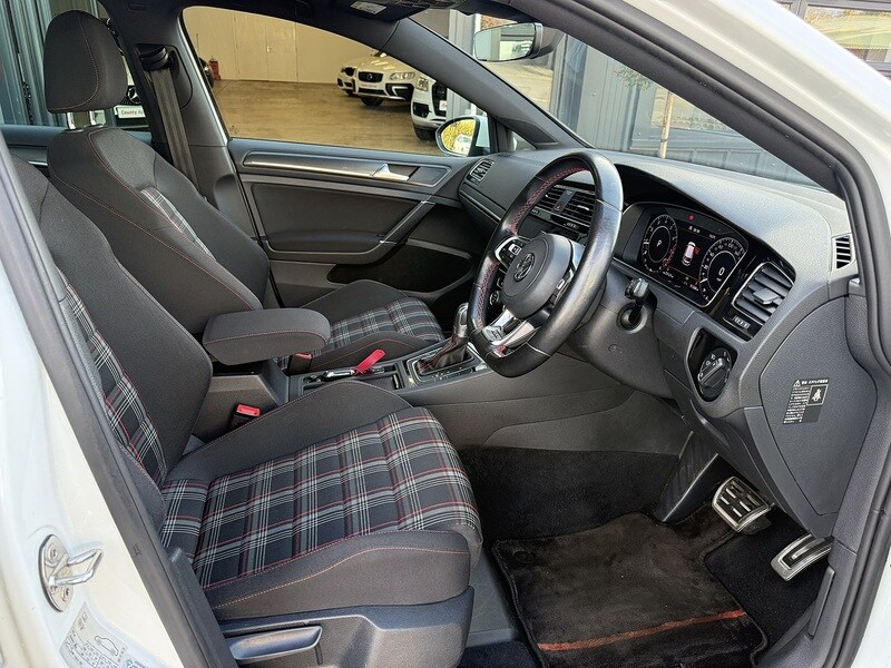 Used Volkswagen Golf for sale - 76518503: Photo 23