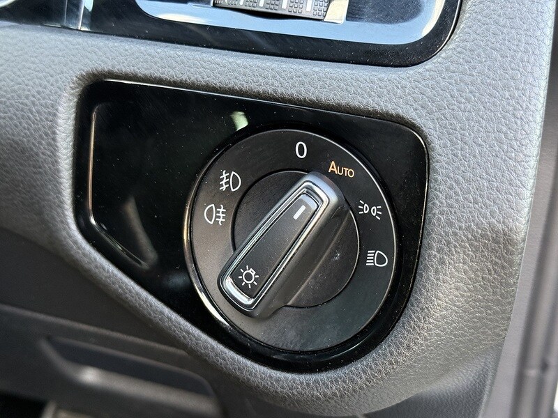 Used Volkswagen Golf for sale - 76518503: Photo 28