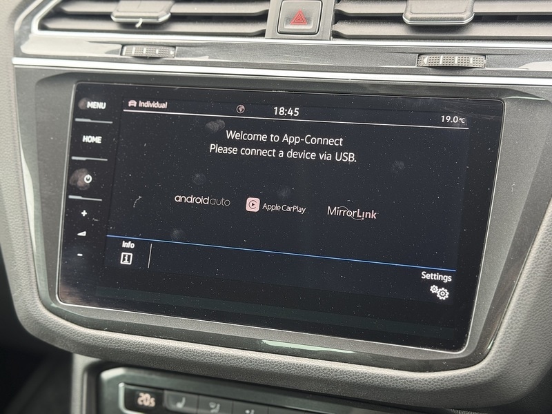 Used Volkswagen Tiguan 2025 for sale - 75970302: Photo 32