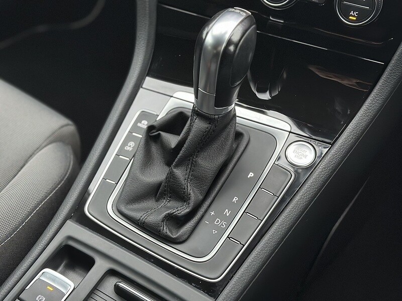 Used Volkswagen Golf for sale - 76950796: Photo 27