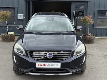 Used Volvo XC60 2017 for sale - 79032749: Photo