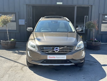 Used Volvo XC60 2016 for sale - 79030545: Photo