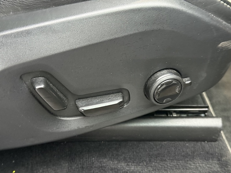 Used Volvo XC90 2017 for sale - 76470675: Photo 33