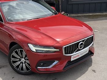 Used Volvo V60 2019 for sale - 79090634: Photo