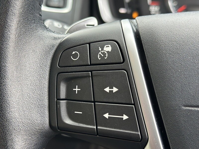 Used Volvo XC60 for sale - 76413289: Photo 17