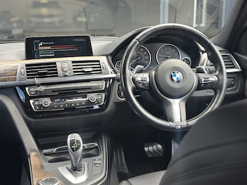 Used BMW 3 Series 2017 for sale - 79030542: Photo
