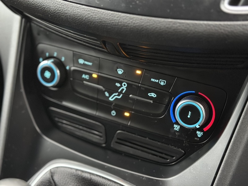 Used Ford C-Max 2016 for sale - 76974011: Photo 22