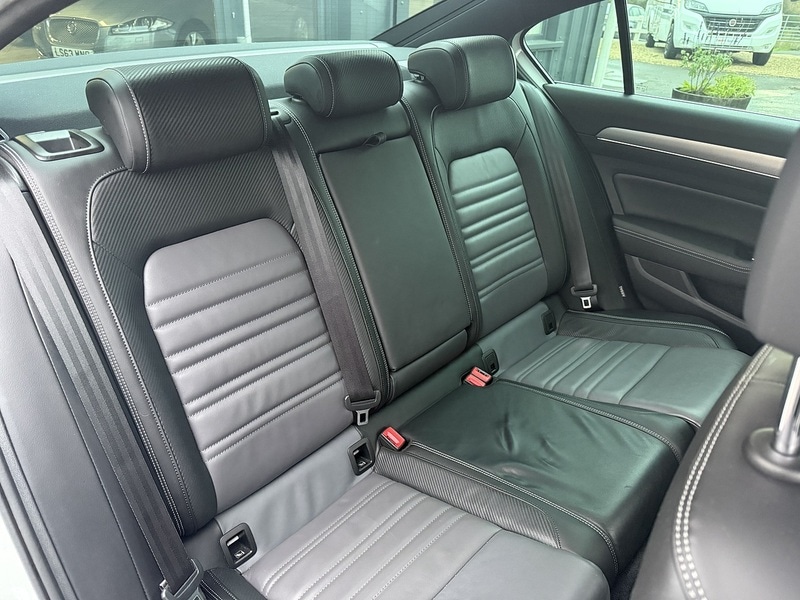 Used Volkswagen Passat 2024 for sale - 76542861: Photo 14