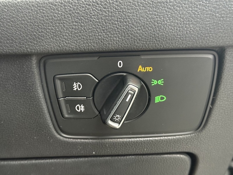 Used Volkswagen Passat 2024 for sale - 76542861: Photo 28