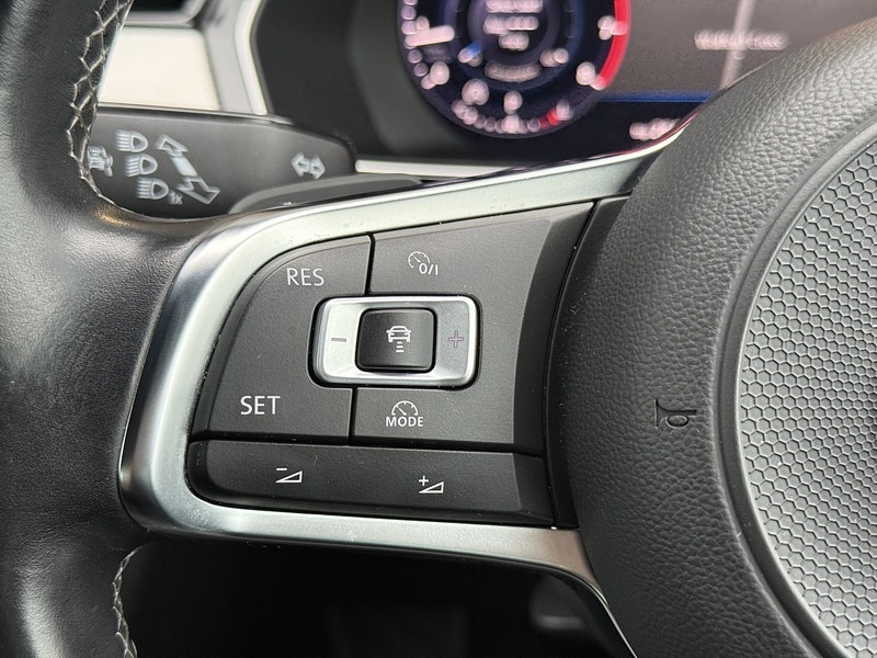 Used Volkswagen Passat 2024 for sale - 76542861: Photo 30