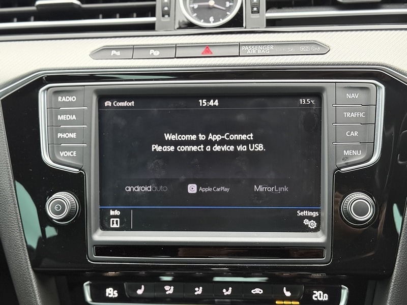 Used Volkswagen Passat 2024 for sale - 76542861: Photo 35