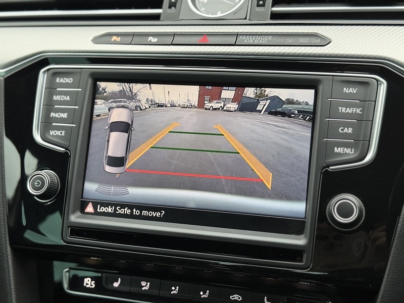 Used Volkswagen Passat 2024 for sale - 76542861: Photo 36