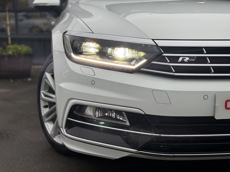 Used Volkswagen Passat 2024 for sale - 76542861: Photo 6