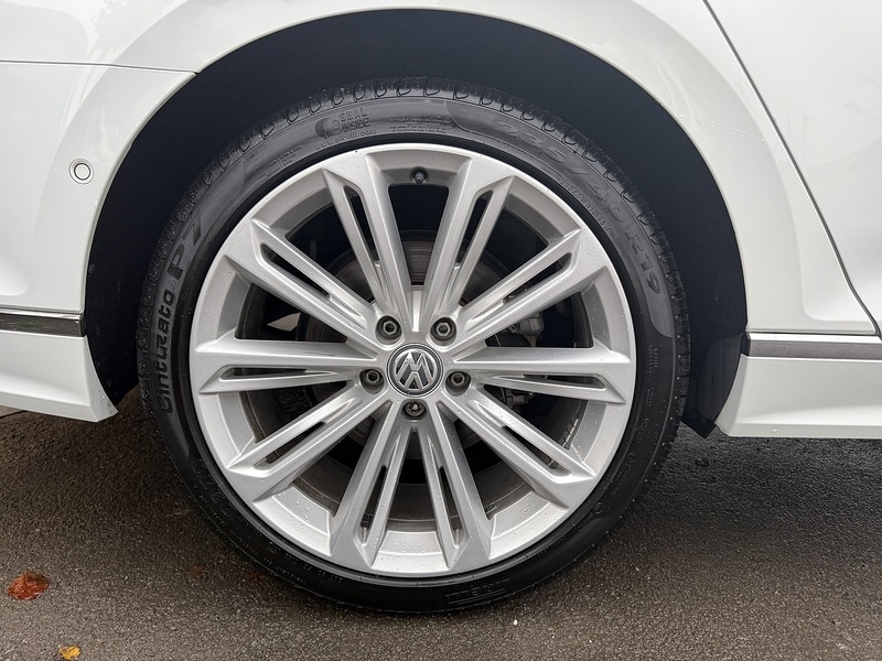 Used Volkswagen Passat 2024 for sale - 76542861: Photo 7