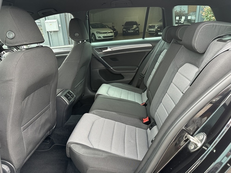 Used Volkswagen Golf 2024 for sale - 77704109: Photo 13