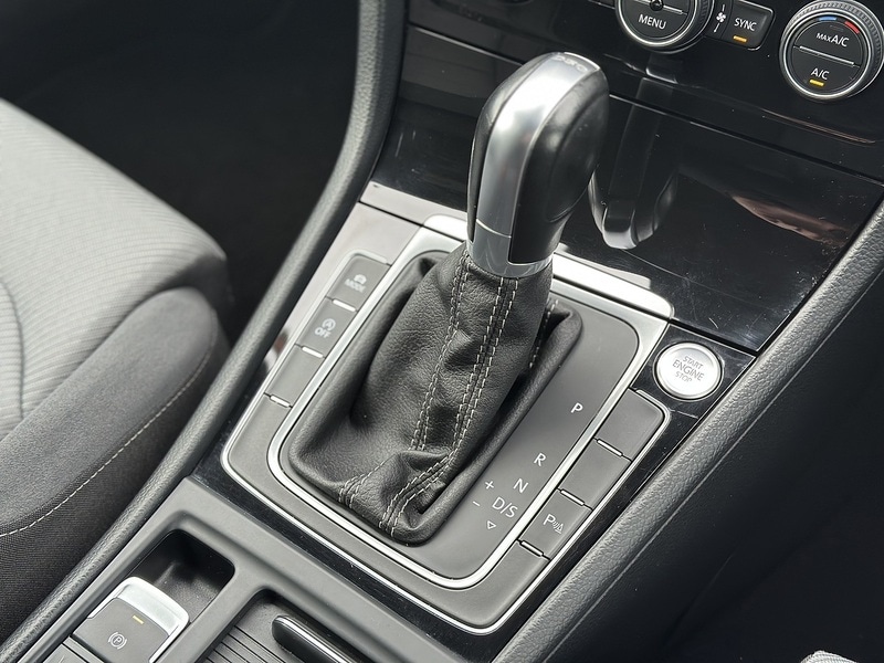 Used Volkswagen Golf 2024 for sale - 77704109: Photo 9