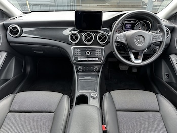 Used Mercedes-Benz CLA 2017 for sale - 75957549: Photo