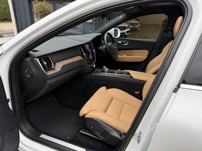 Used Volvo XC60 2025 for sale - 76210910: Photo 16