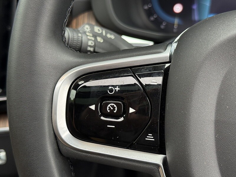 Used Volvo XC60 2025 for sale - 76210910: Photo 30