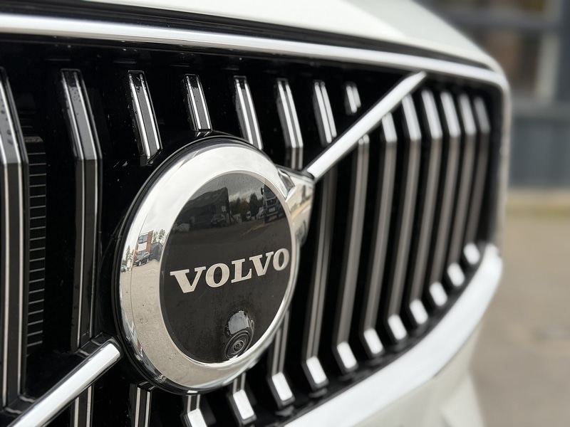 Used Volvo XC60 2025 for sale - 76210910: Photo 9