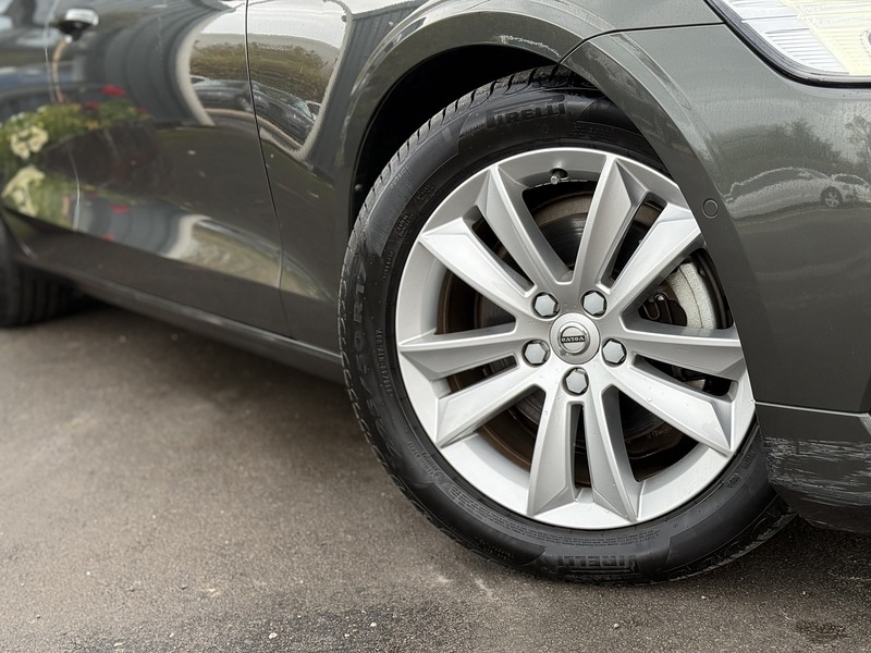 Used Volvo V60 for sale - 76470690: Photo 10