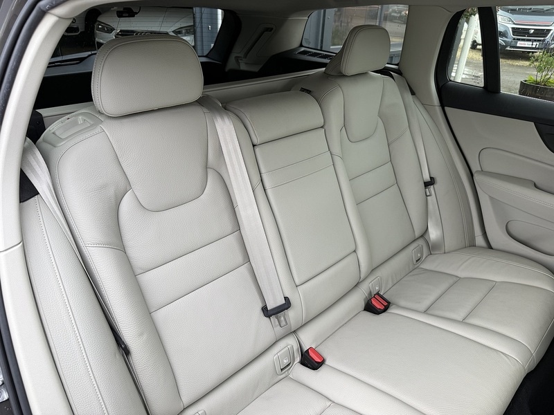 Used Volvo V60 for sale - 76470690: Photo 14