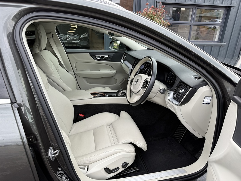 Used Volvo V60 for sale - 76470690: Photo 18