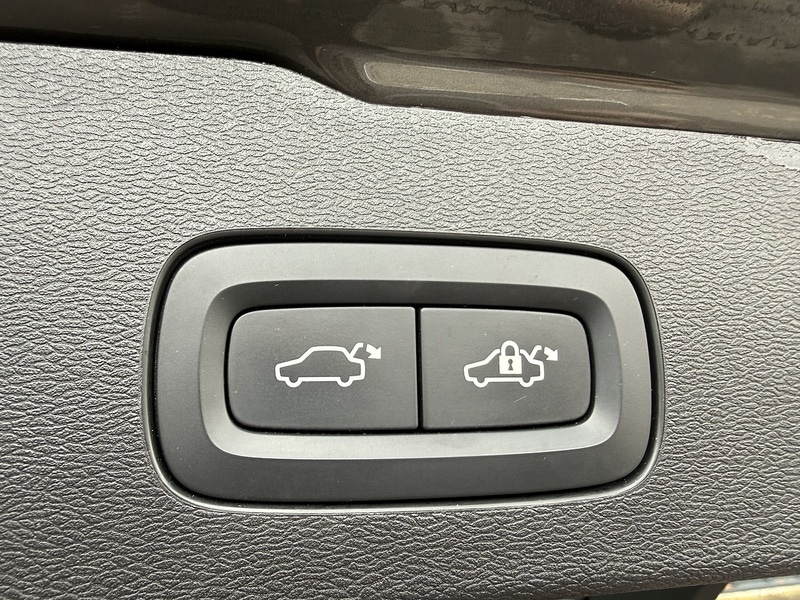 Used Volvo V60 for sale - 76470690: Photo 21