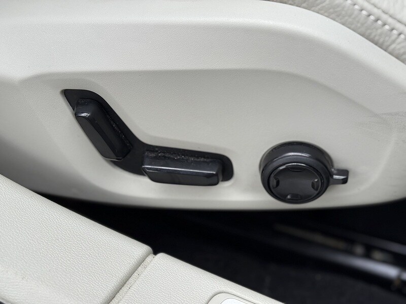 Used Volvo V60 for sale - 76470690: Photo 28