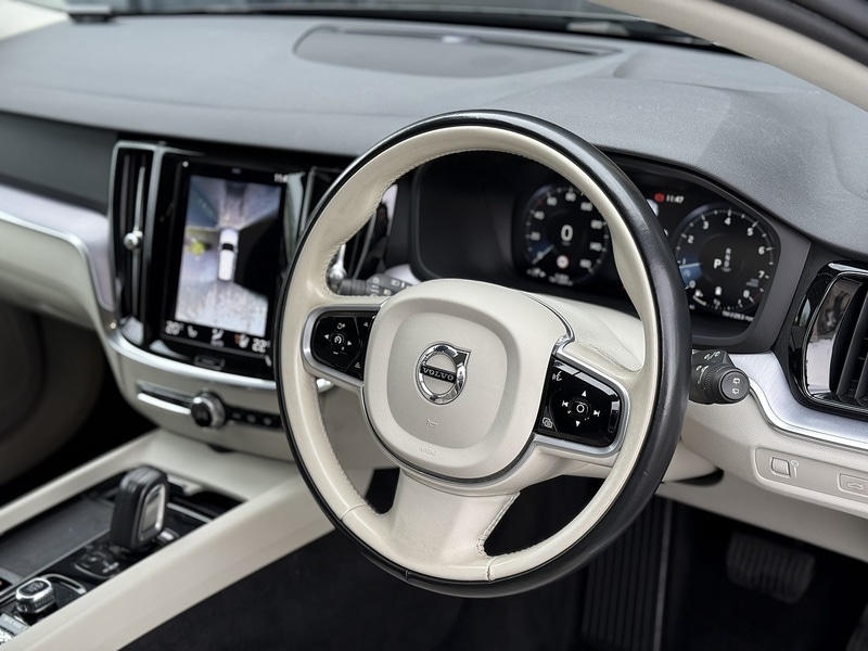 Used Volvo V60 for sale - 76470690: Photo 29