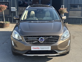 Used Volvo XC60 2017 for sale - 78426802: Photo