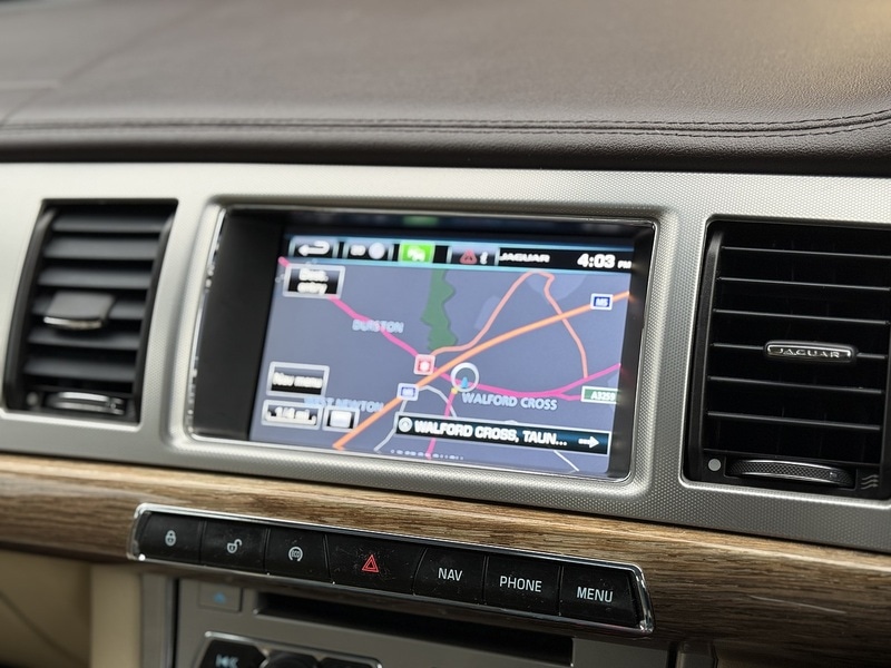 Used Jaguar XF 2013 for sale - 76566275: Photo 27