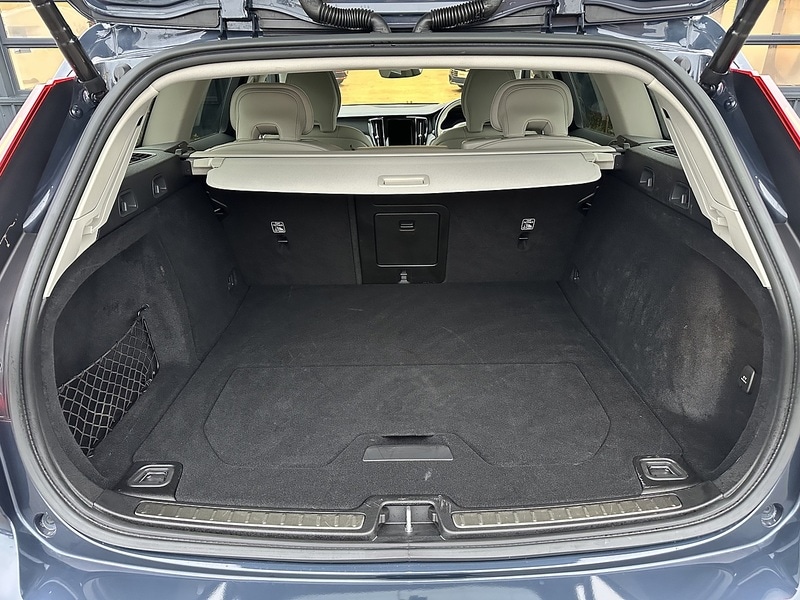 Used Volvo V60 for sale - 76950797: Photo 12