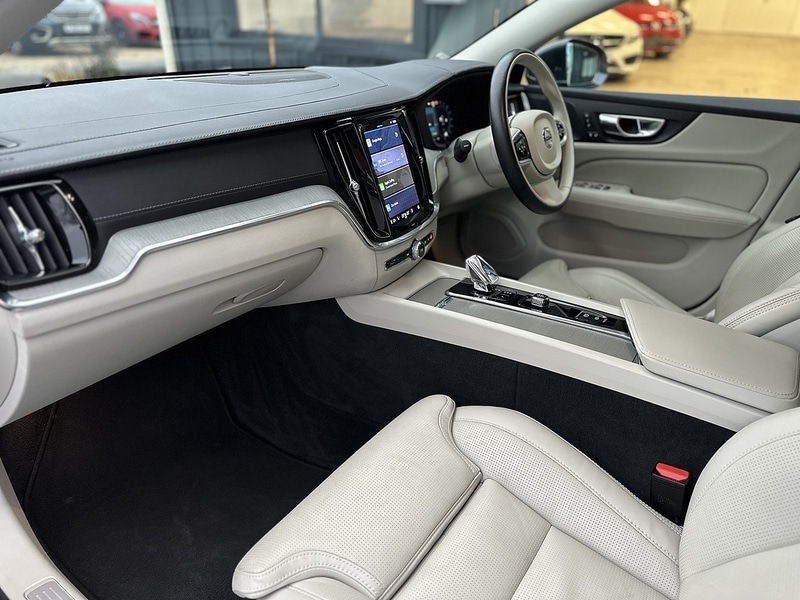 Used Volvo V60 for sale - 76950797: Photo 14