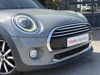 Used MINI Hatch 2019 for sale - 78993126: Photo