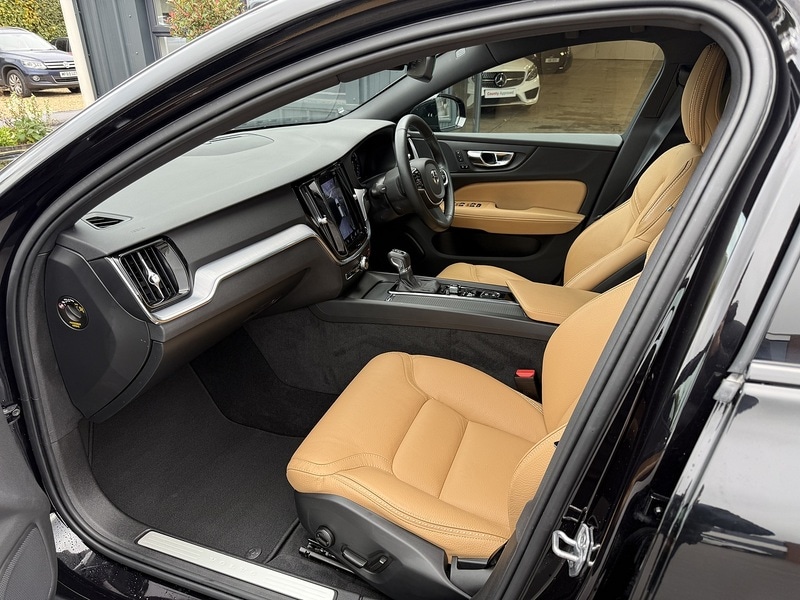 Used Volvo V60 for sale - 76320086: Photo 16