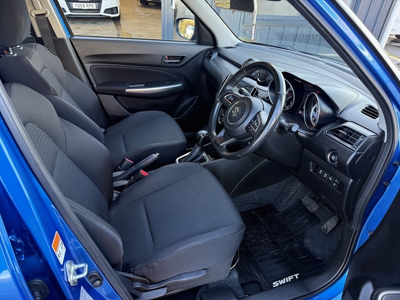 Used Suzuki Swift 2020 for sale - 76705638: Photo 19