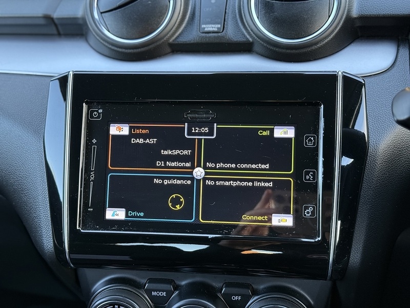 Used Suzuki Swift 2020 for sale - 76705638: Photo 31